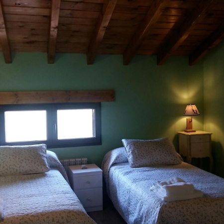 Apartamento Turistico Casas De Manuel La Pola de Gordon Exterior foto