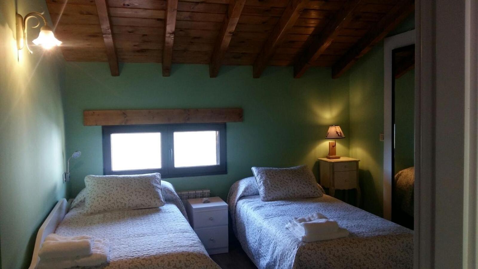 Apartamento Turistico Casas De Manuel La Pola de Gordon Exterior foto