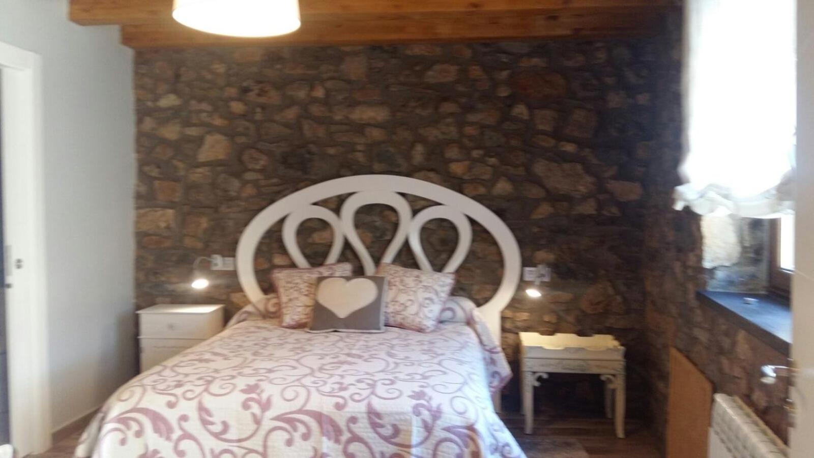 Apartamento Turistico Casas De Manuel La Pola de Gordon Exterior foto